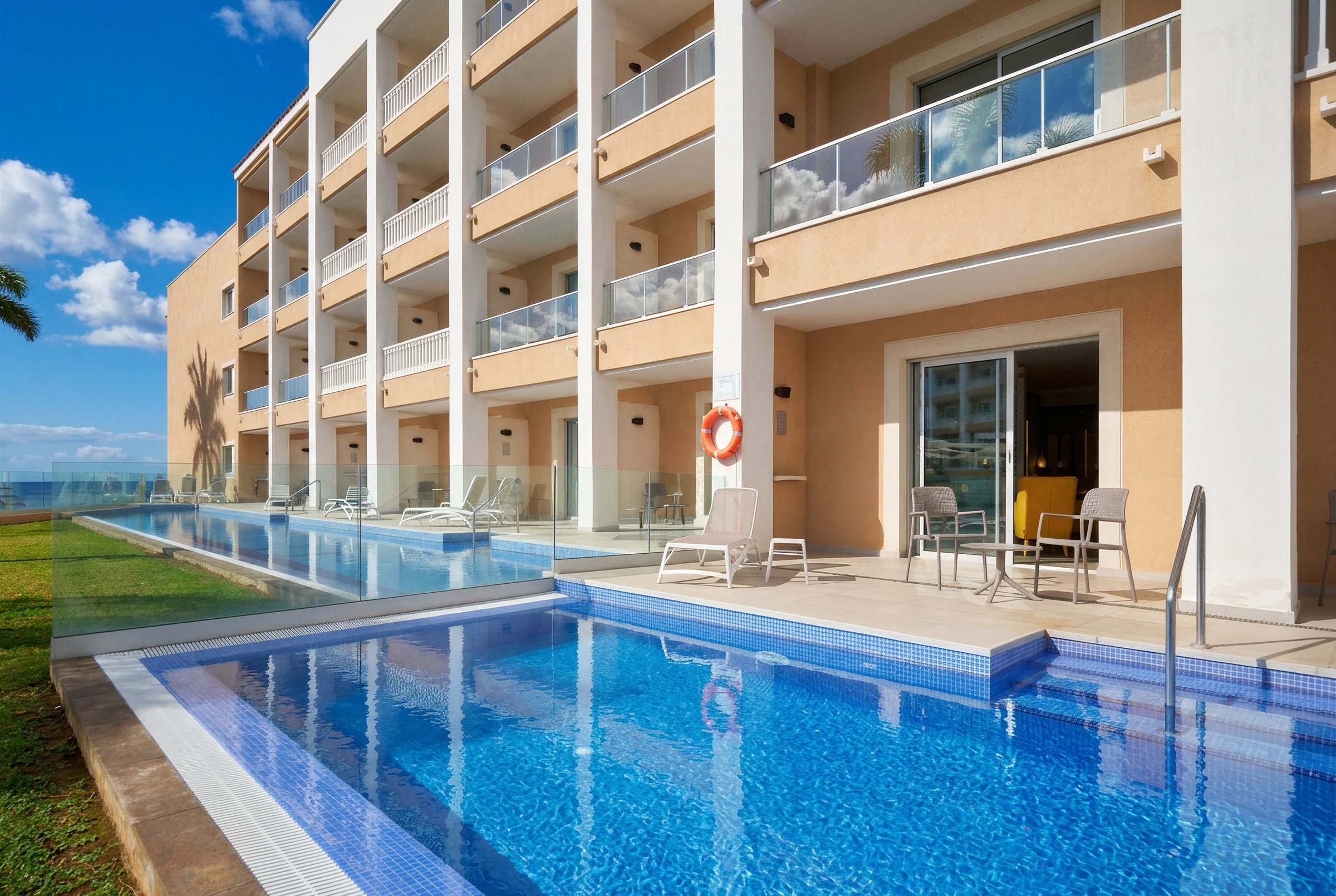 Premium junior suites with private swim-up pools