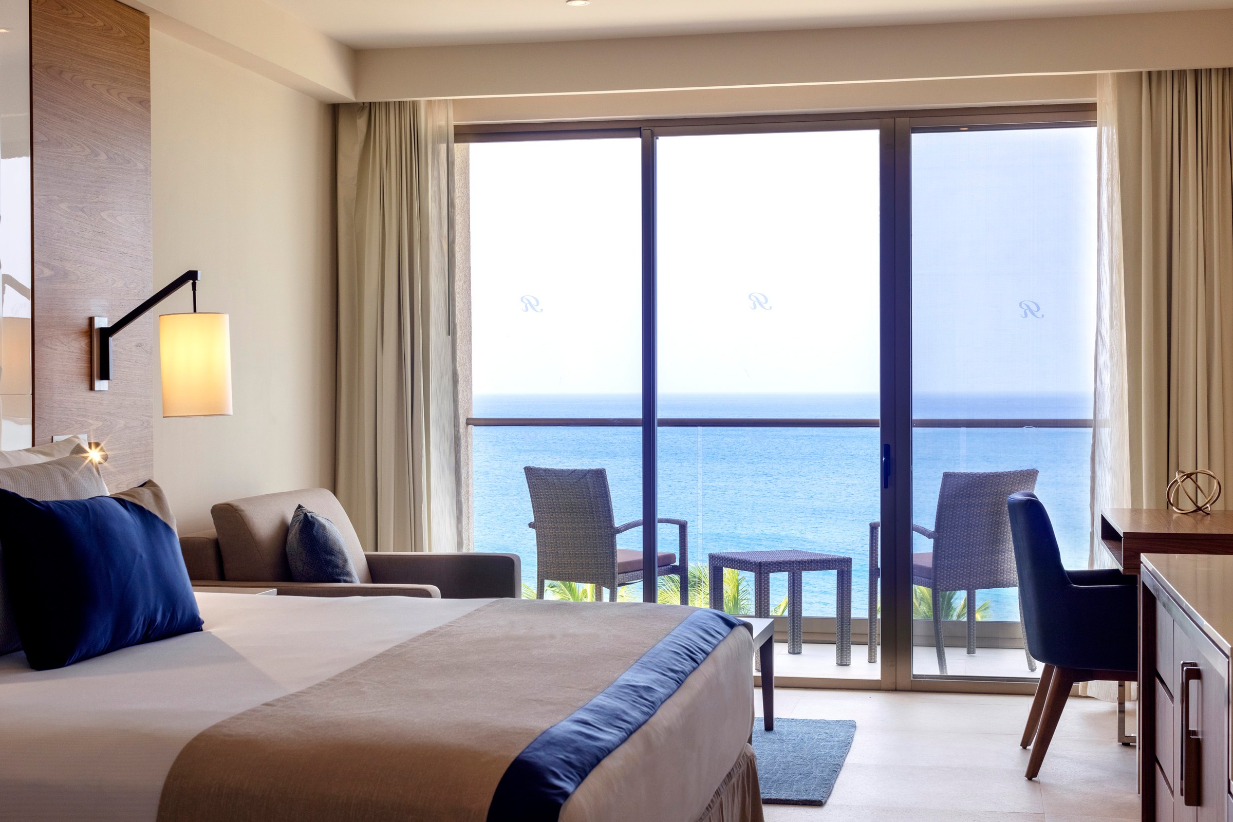 Luxury Junior Suite Ocean View